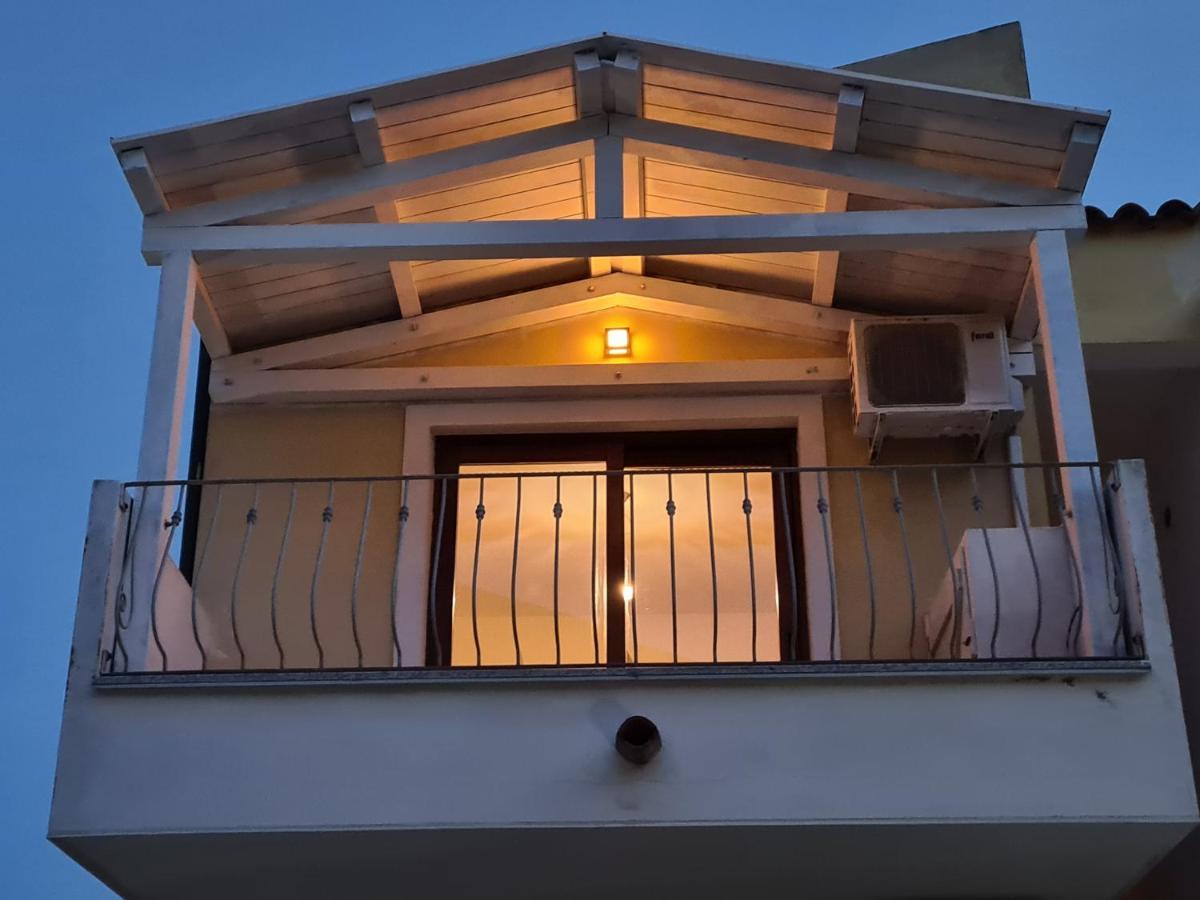 Charming flat in Santa Teresa di Gallura Esterno foto